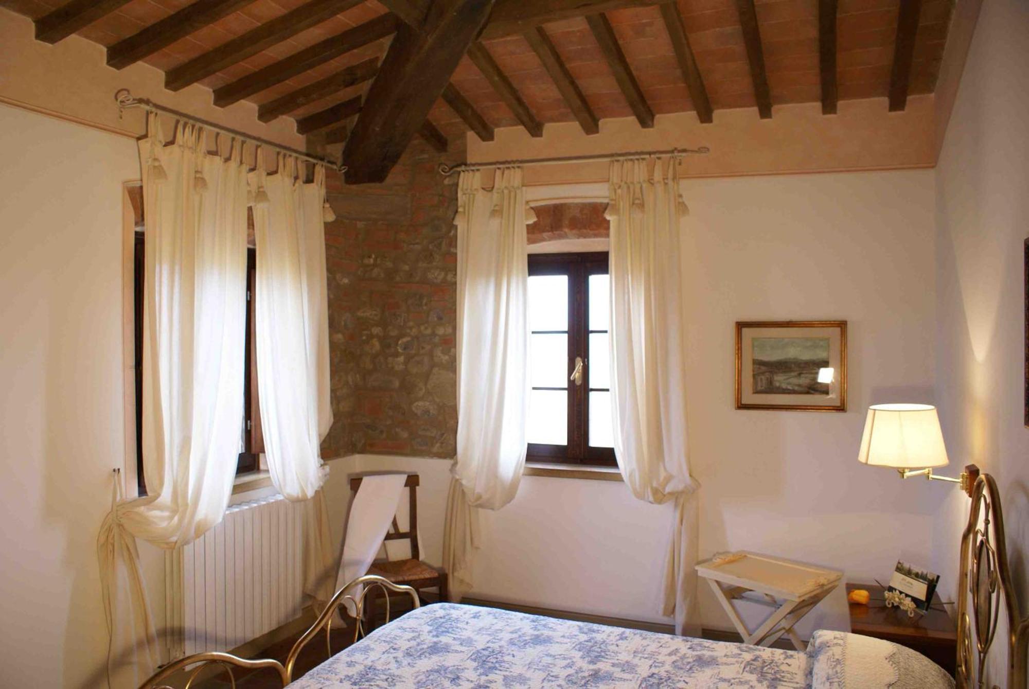 La Mandriola Villa Lajatico Szoba fotó